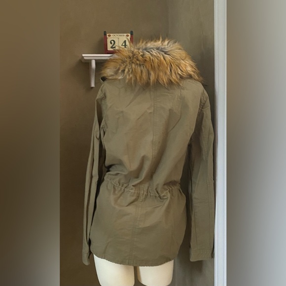 JustFab Utility Jacket With Faux Fur Collar Women’s size Large - Picture 13 of 16